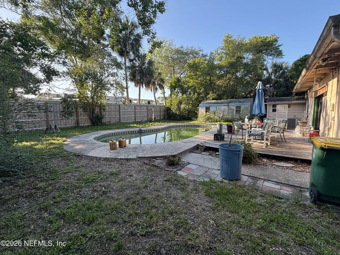 Photo of 1619 SUNSET Drive