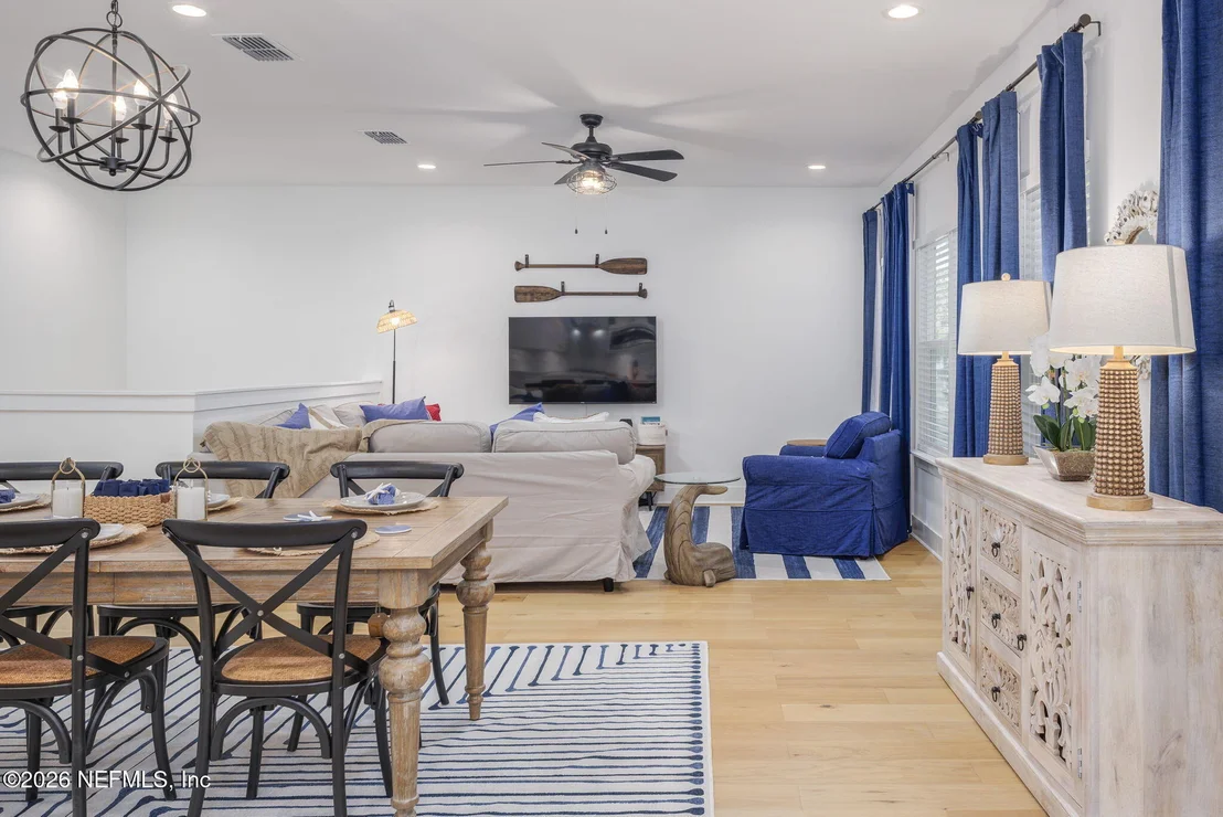 Photo of 40 MAGNOLIA Avenue