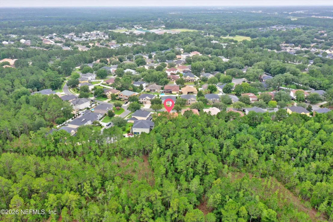 Photo of 635 WAKEVIEW Drive