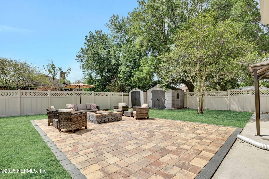 Photo of 1709 WINDOVER Place