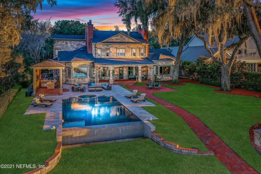 Photo of 3531 BEAUCLERC Circle N