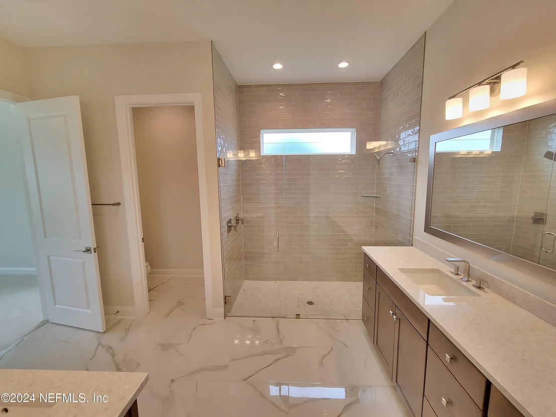 Photo of 281 HILLENDALE Circle