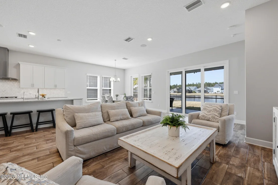 Photo of 232 UNION HILL Drive