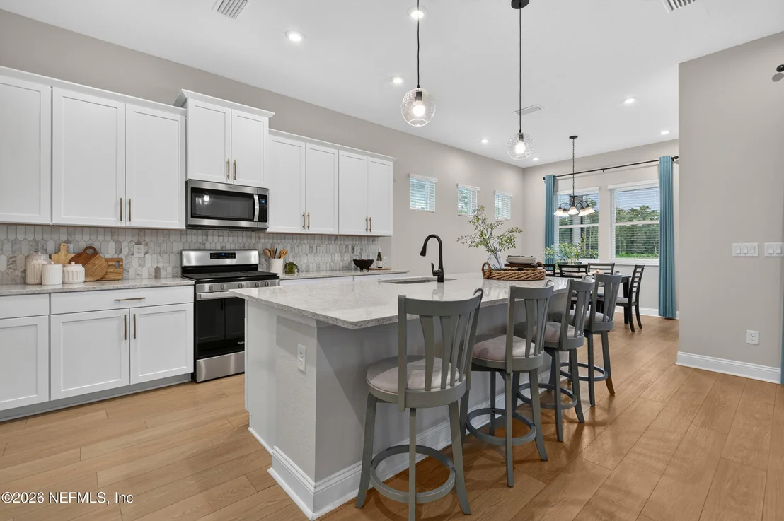 Photo of 87 PINELLAS Way