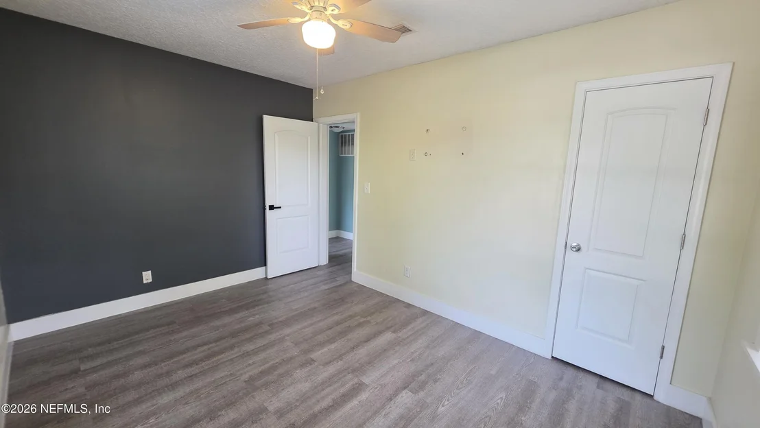 Photo of 9049 JACKSON Avenue