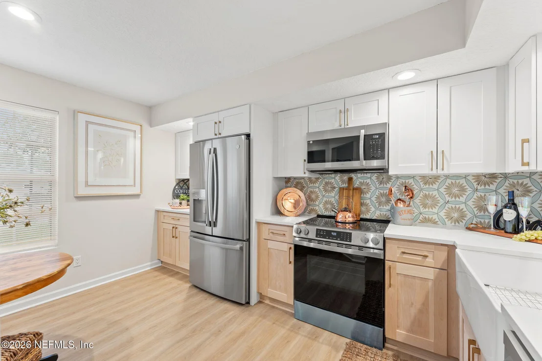 Photo of 213 AQUARIUS Circle N