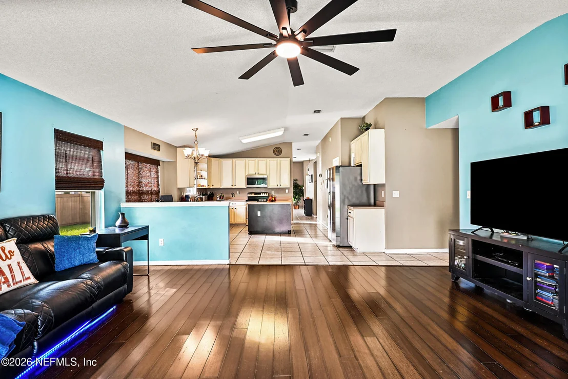 Photo of 1516 GREENWAY Place