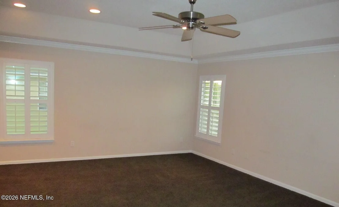 Photo of 120 CROWN WHEEL Circle