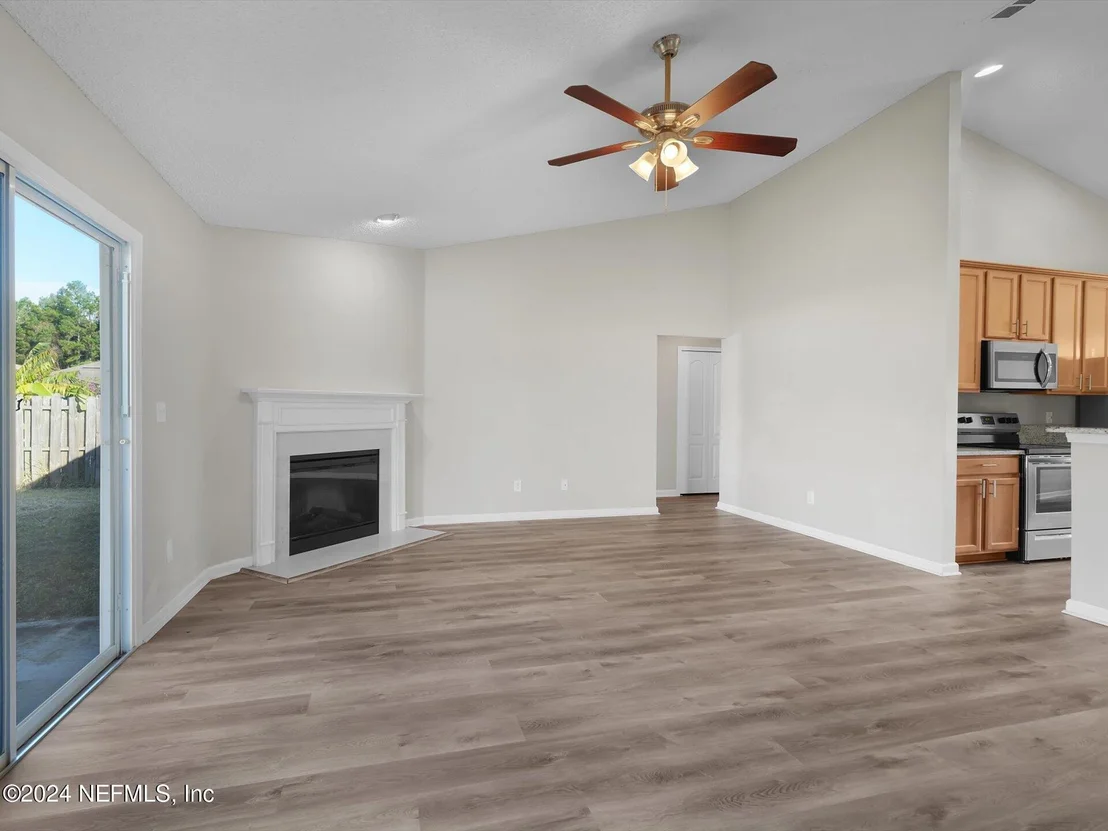 Photo of 6414 SILK LEAF Lane