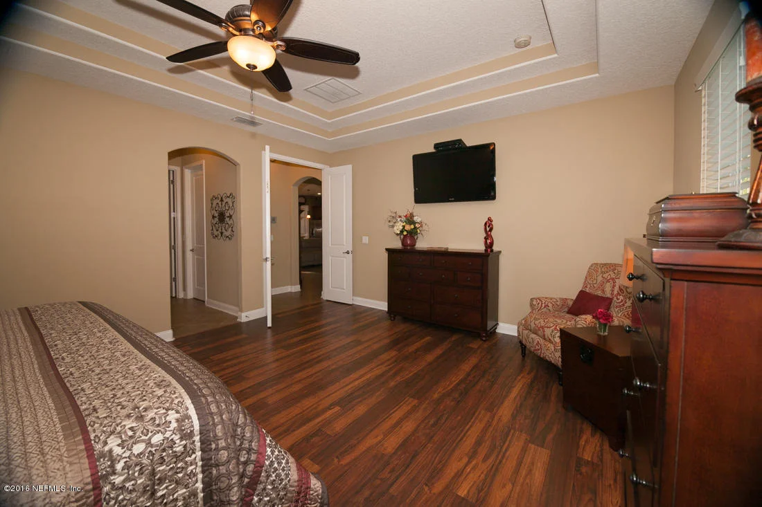 Photo of 187 STAPLEHURST Drive