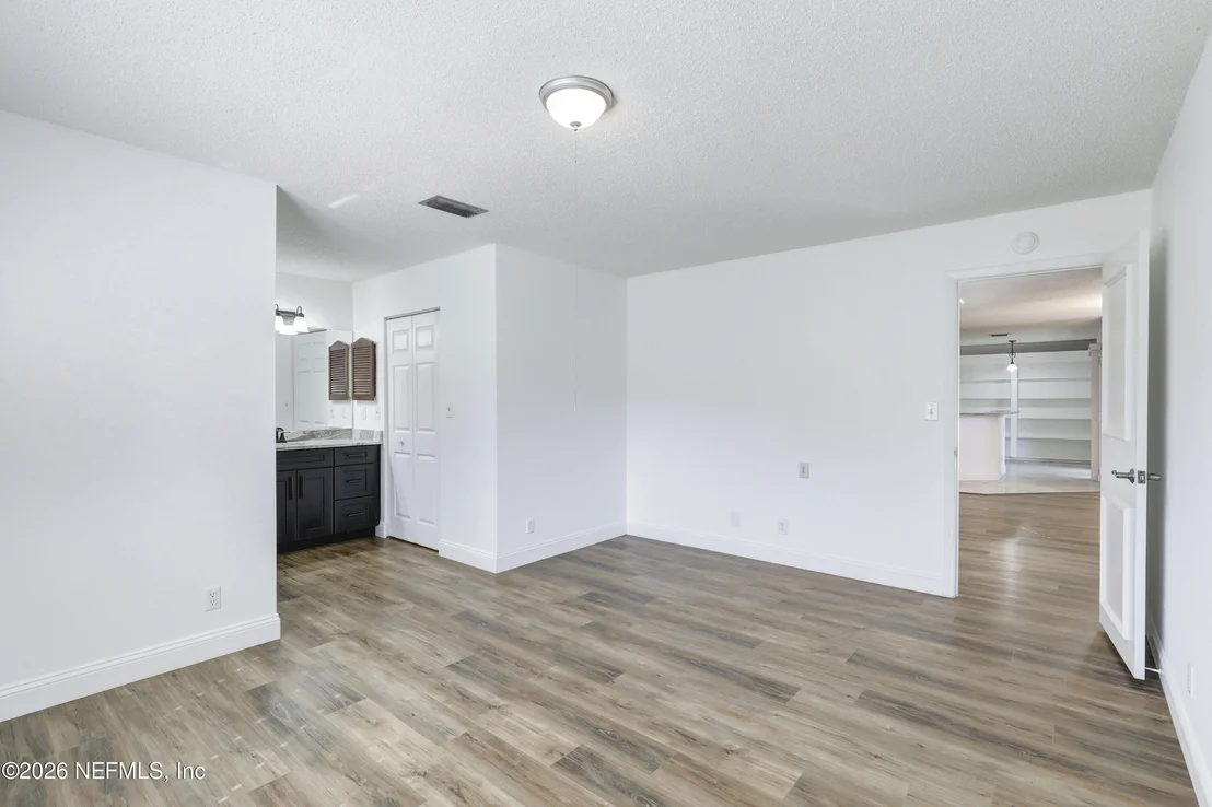 Photo of 111 LOBELIA Road