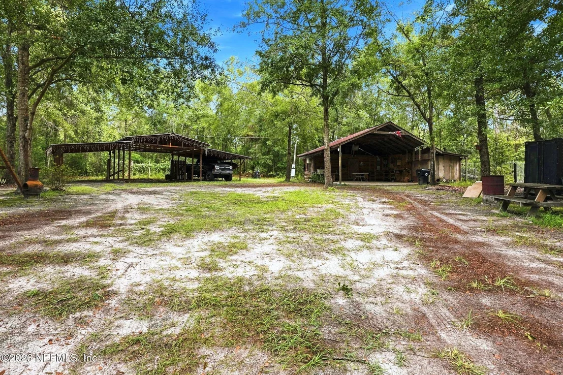 Photo of 1483 NOLAN Road