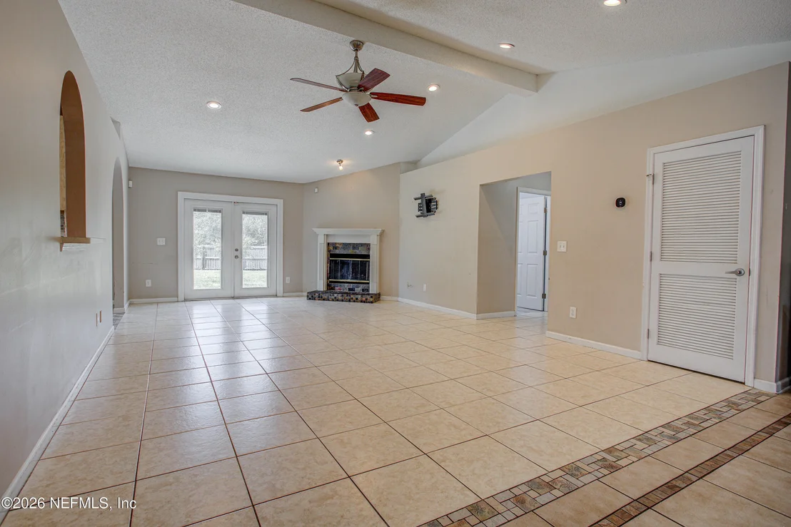 Photo of 7975 MACINNES Drive