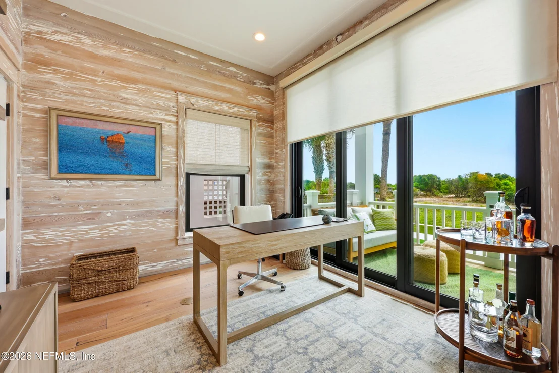 Photo of 688 OCEAN PALM Way