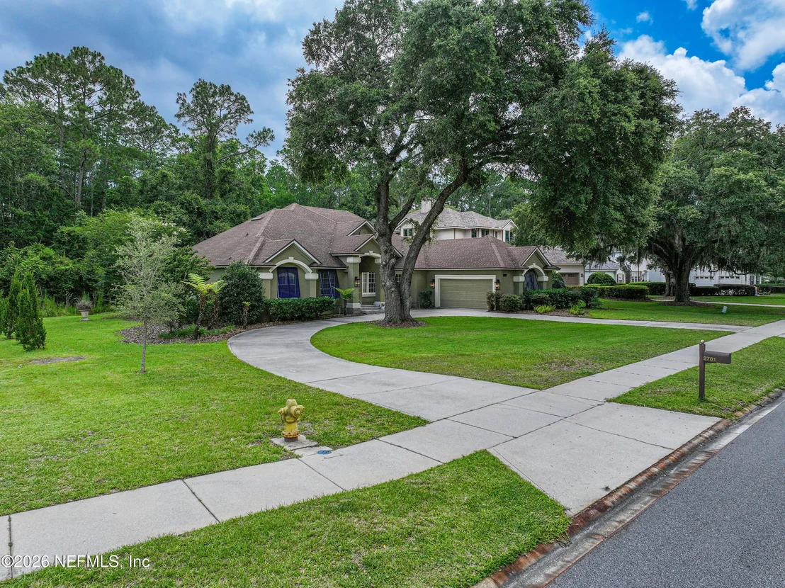 Photo of 2781 OAKGROVE Avenue