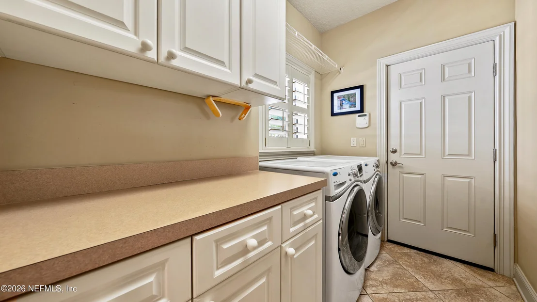 Photo of 243 BARONY Drive