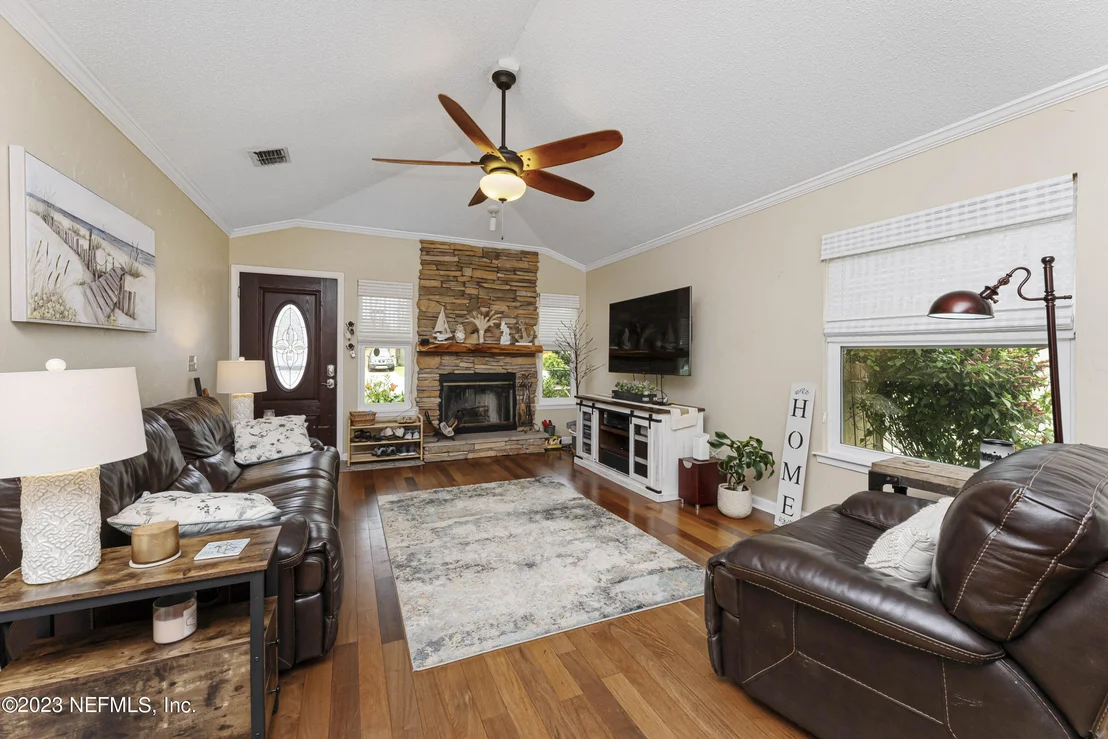 Photo of 1676 WESTWIND Drive