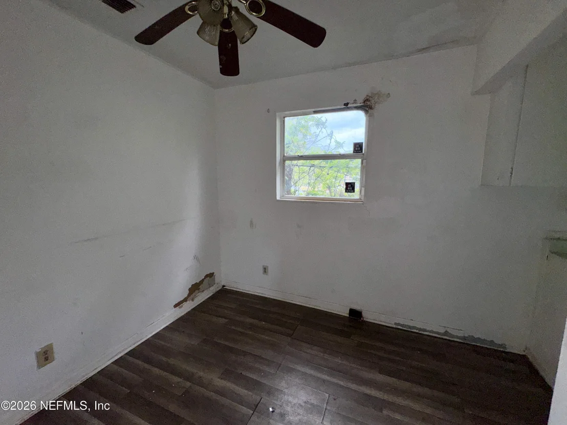 Photo of 2051 FRANK E Avenue