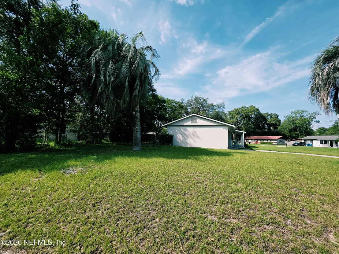 Photo of 10625 DODD Road