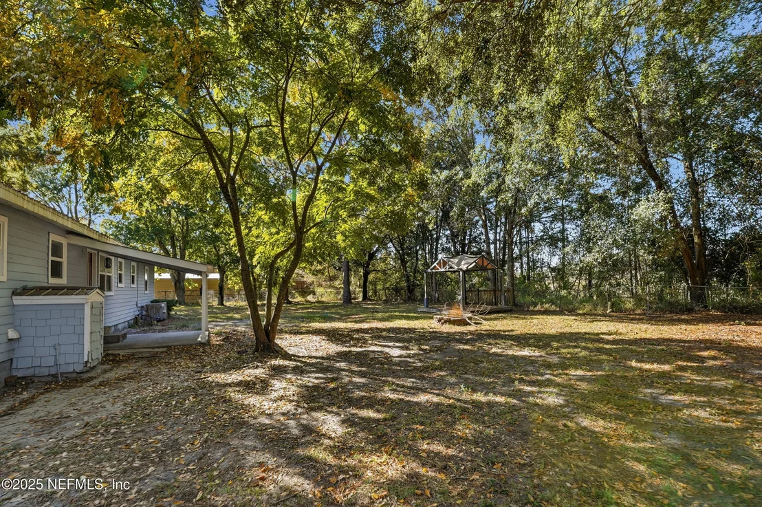Photo of 11948 AARON Road