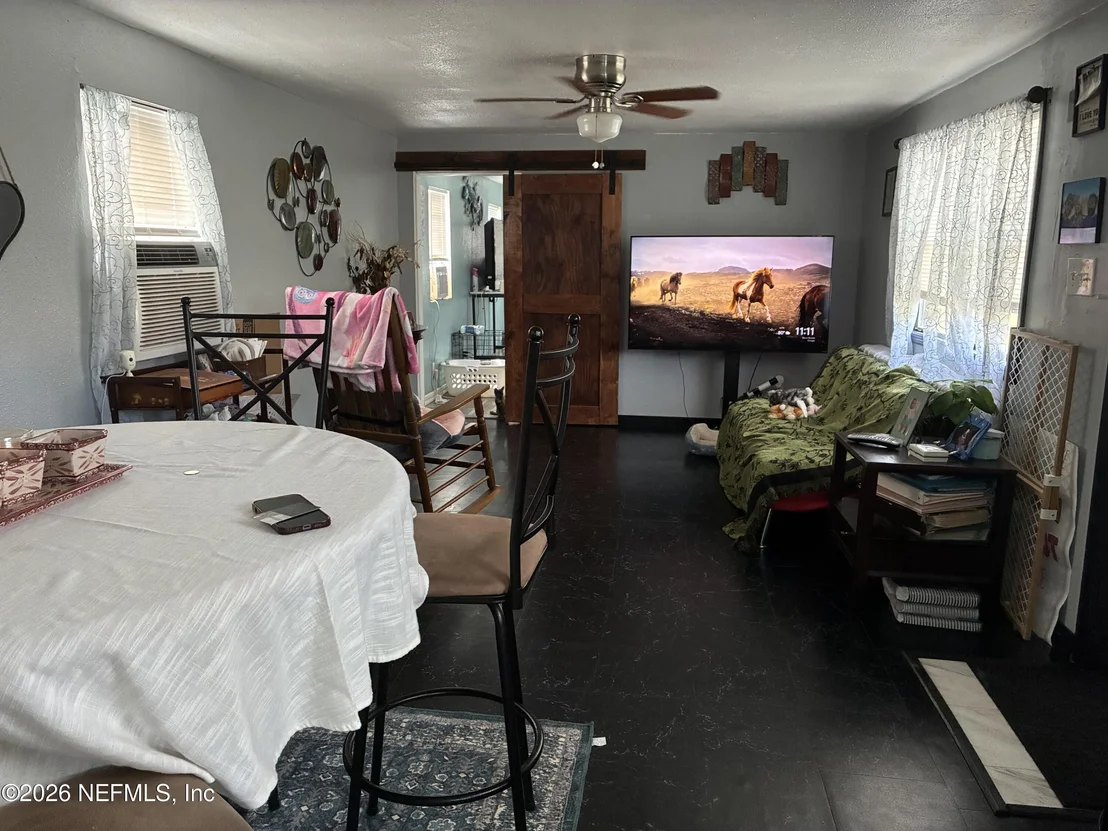Photo of 214 DOVE Street