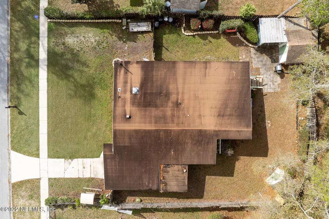 Photo of 317 CANIS Drive W