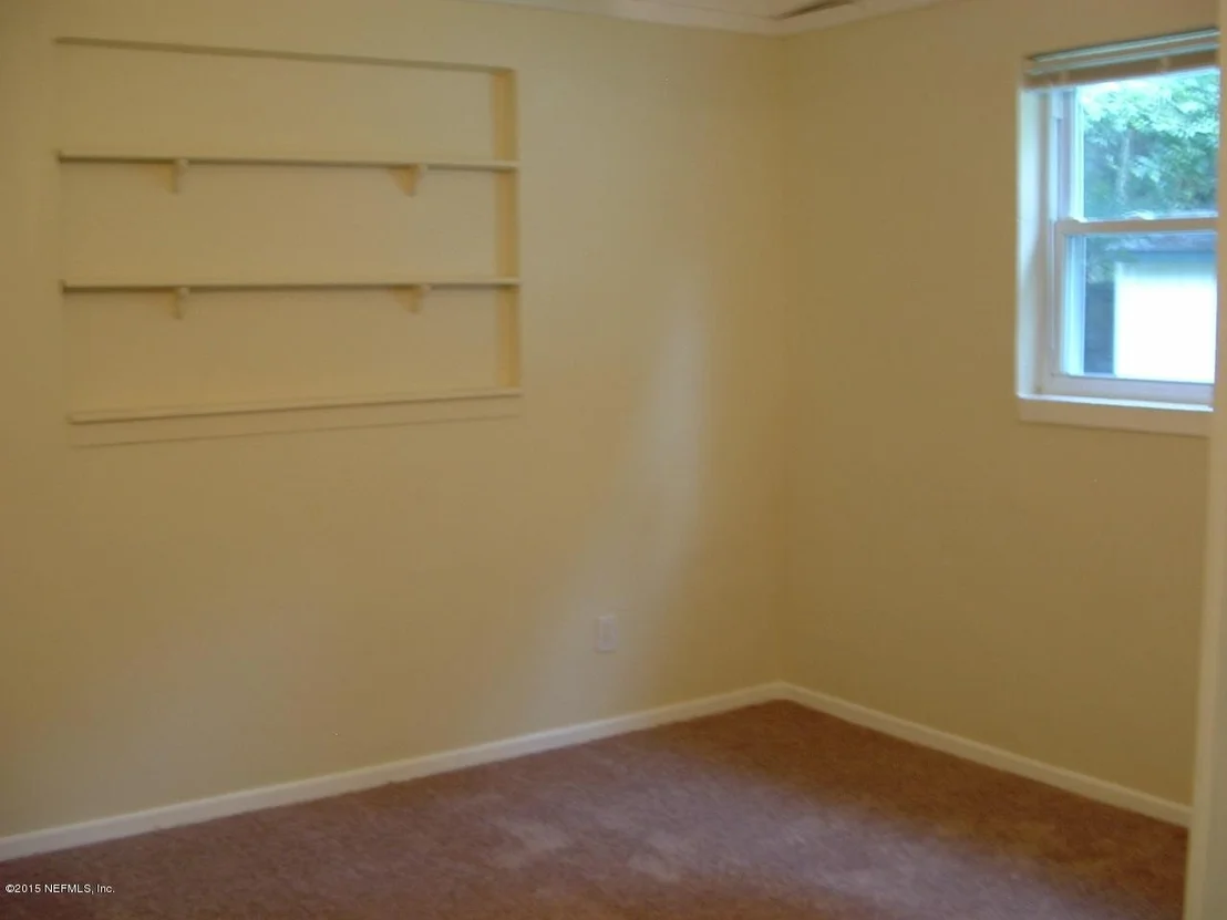 Photo of 1810 GRIFLET Road