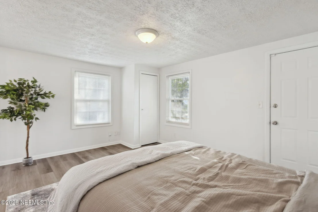 Photo of 4520 BIRKENHEAD Road