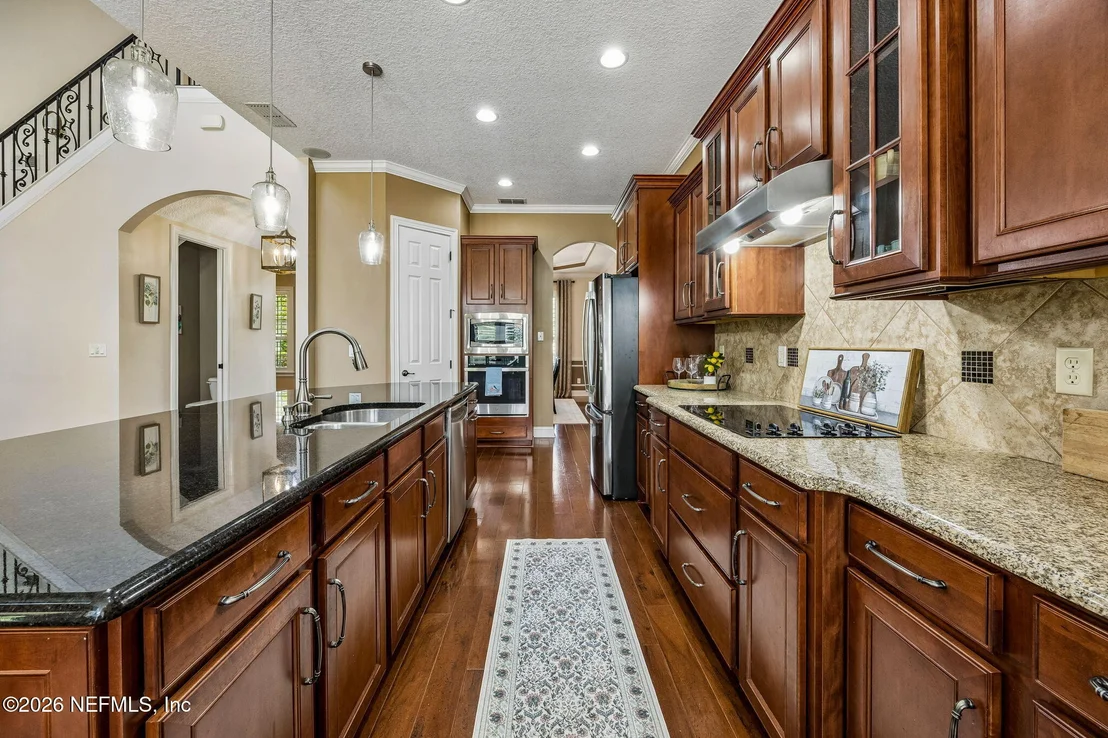 Photo of 321 ADDISON Court