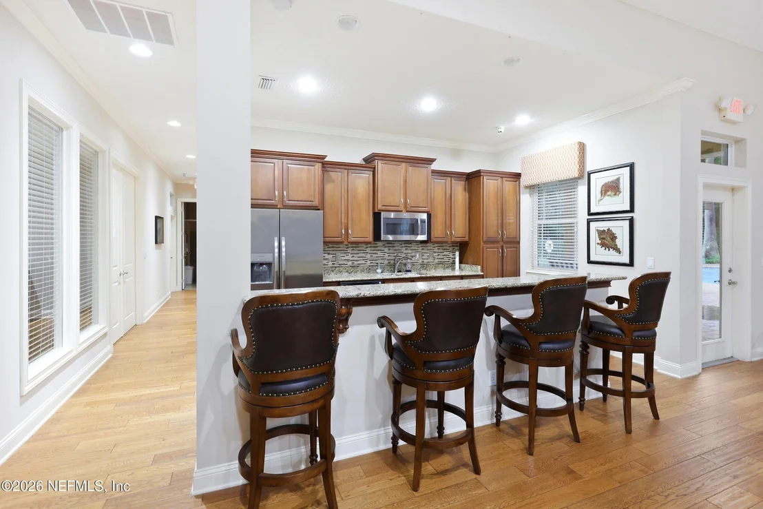 Photo of 382 SELOY Drive