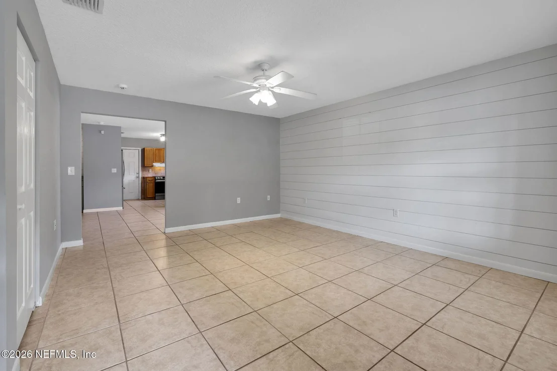 Photo of 980 N VOLUSIA Street