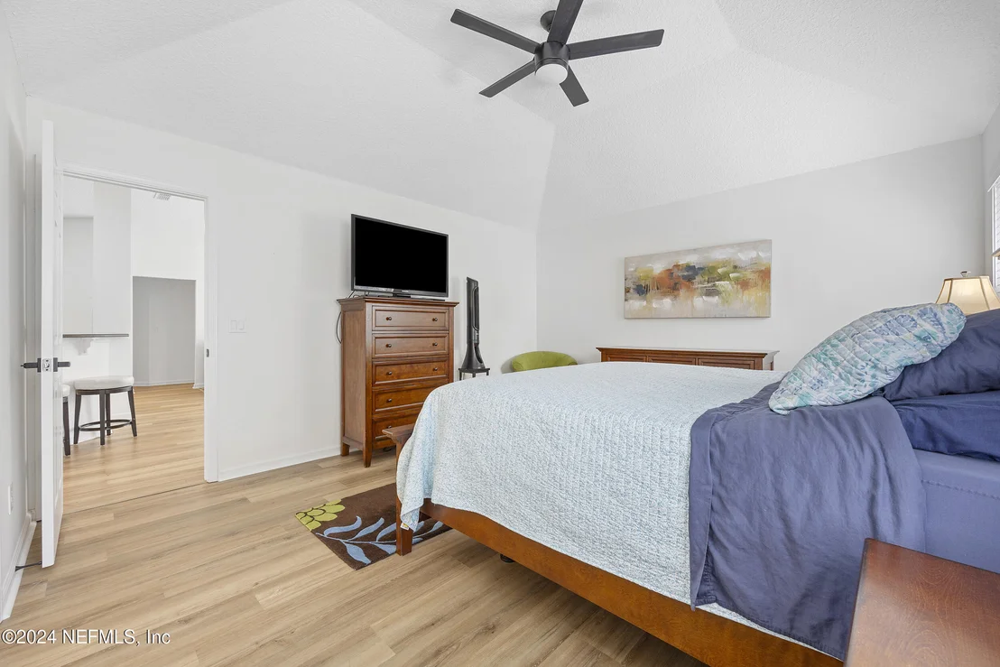 Photo of 5536 DOVER CREST Lane