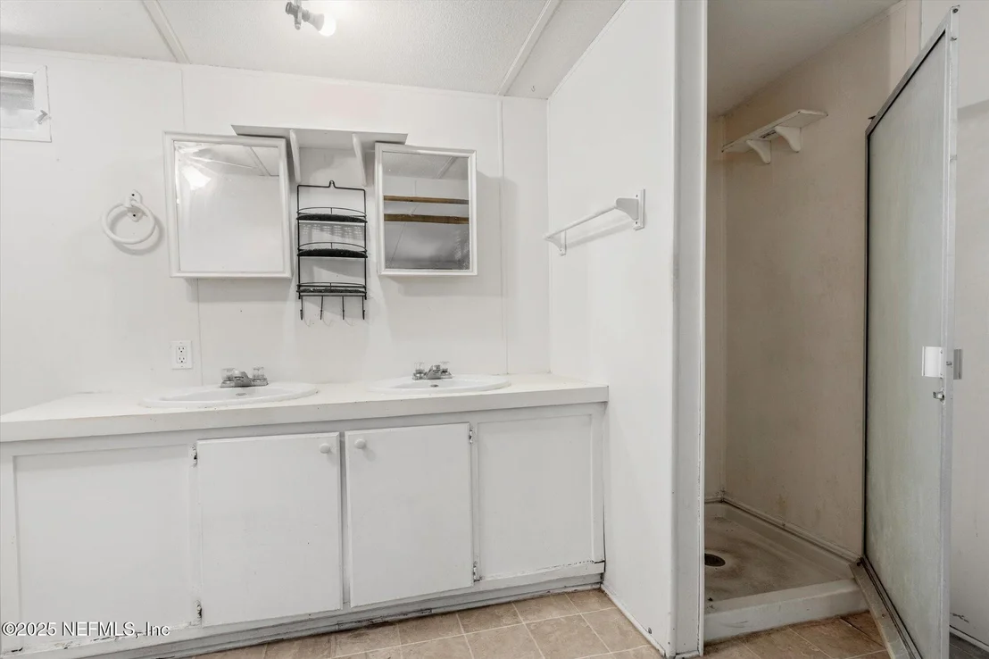 Photo of 133 AUGUSTA Avenue