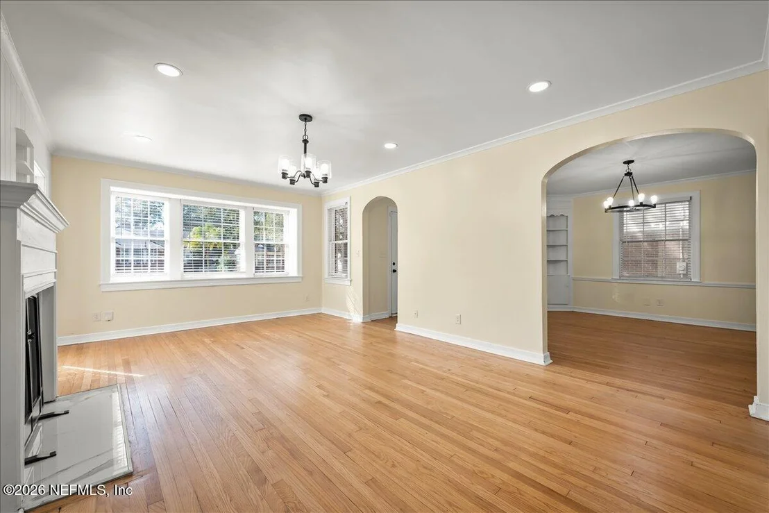 Photo of 1639 PARRISH Place