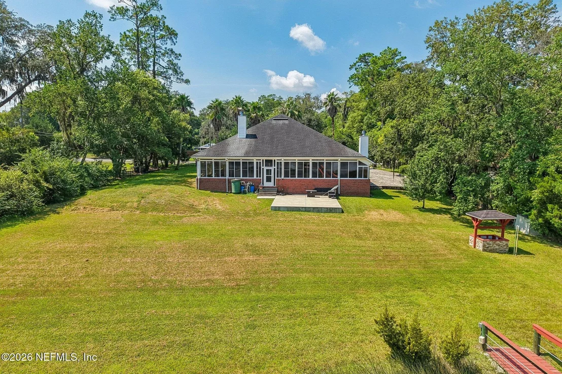 Photo of 3425 TROUT RIVER Boulevard