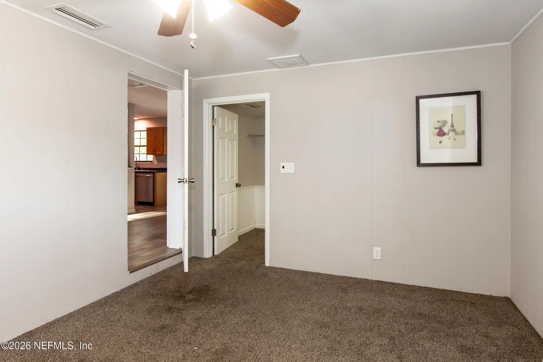 Photo of 2233 LA VALLE Drive
