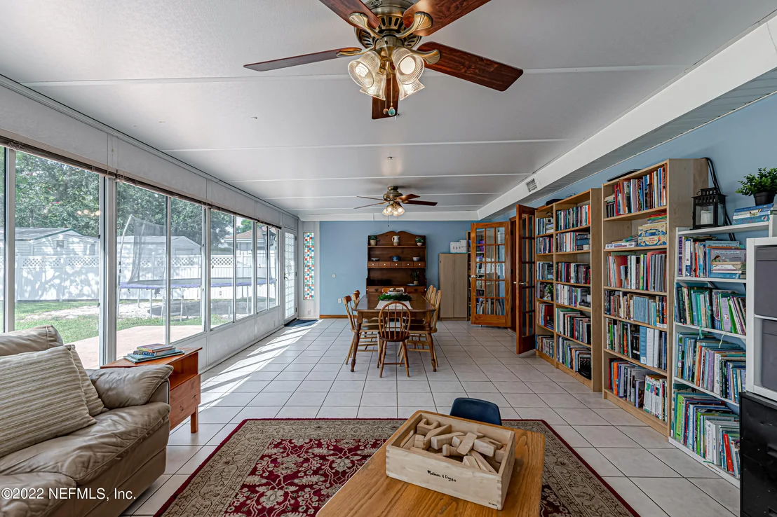 Photo of 1630 FARM WAY Way