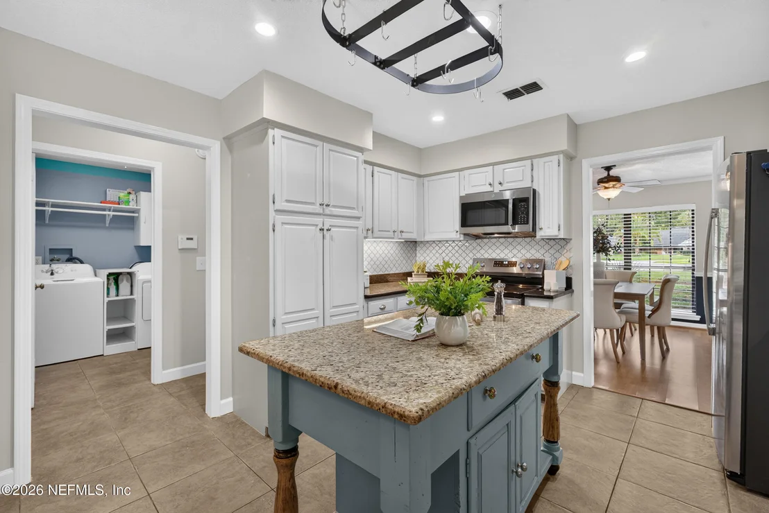 Photo of 3735 HELICON Drive