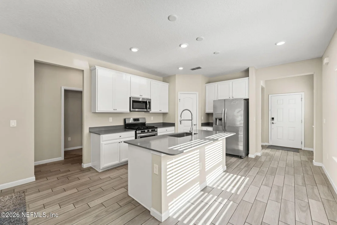 Photo of 31 CRYSTAL CREST Lane