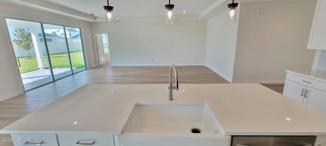 Photo of 497 HILLENDALE Circle