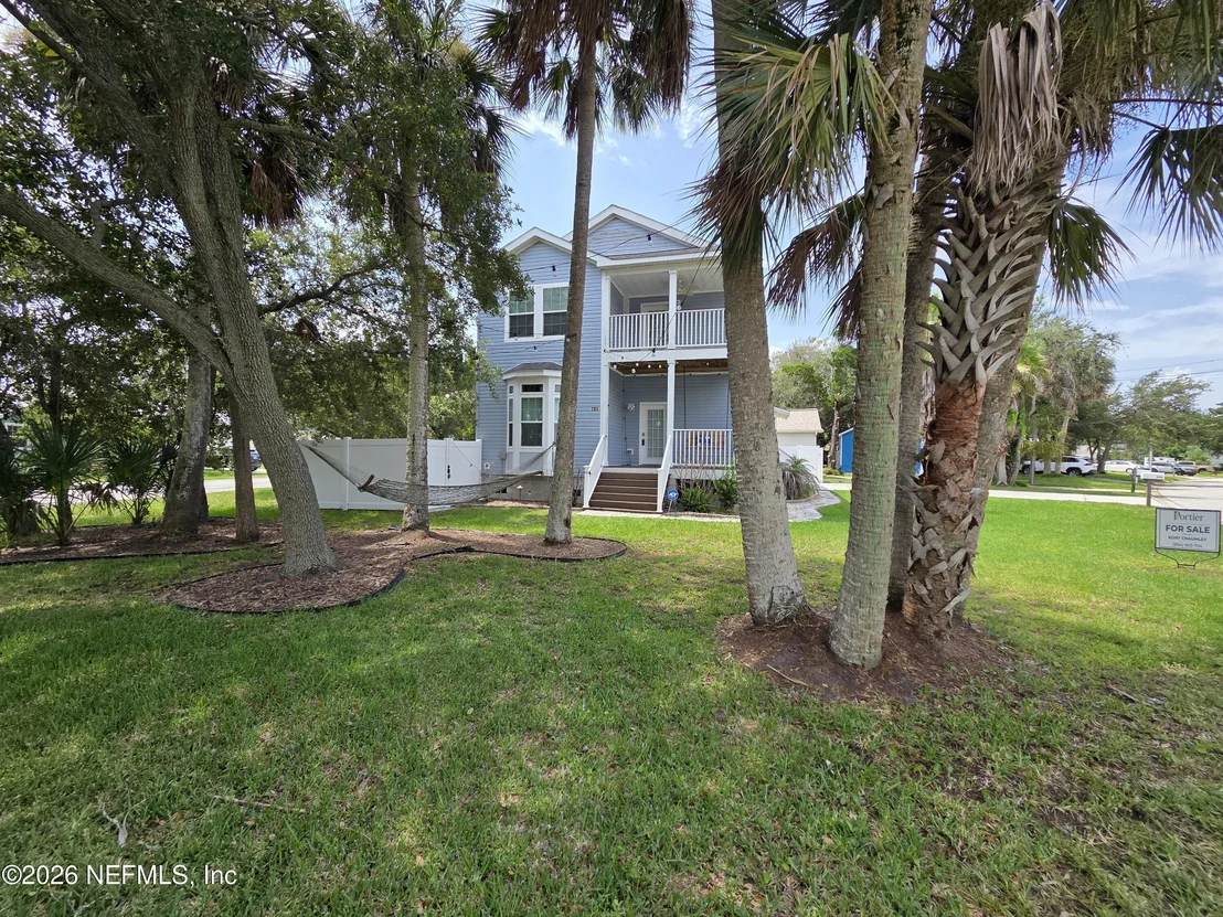 Photo of 195 CABEZA Street