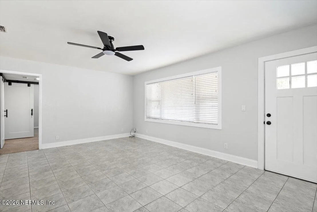 Photo of 9268 HIPPS Road