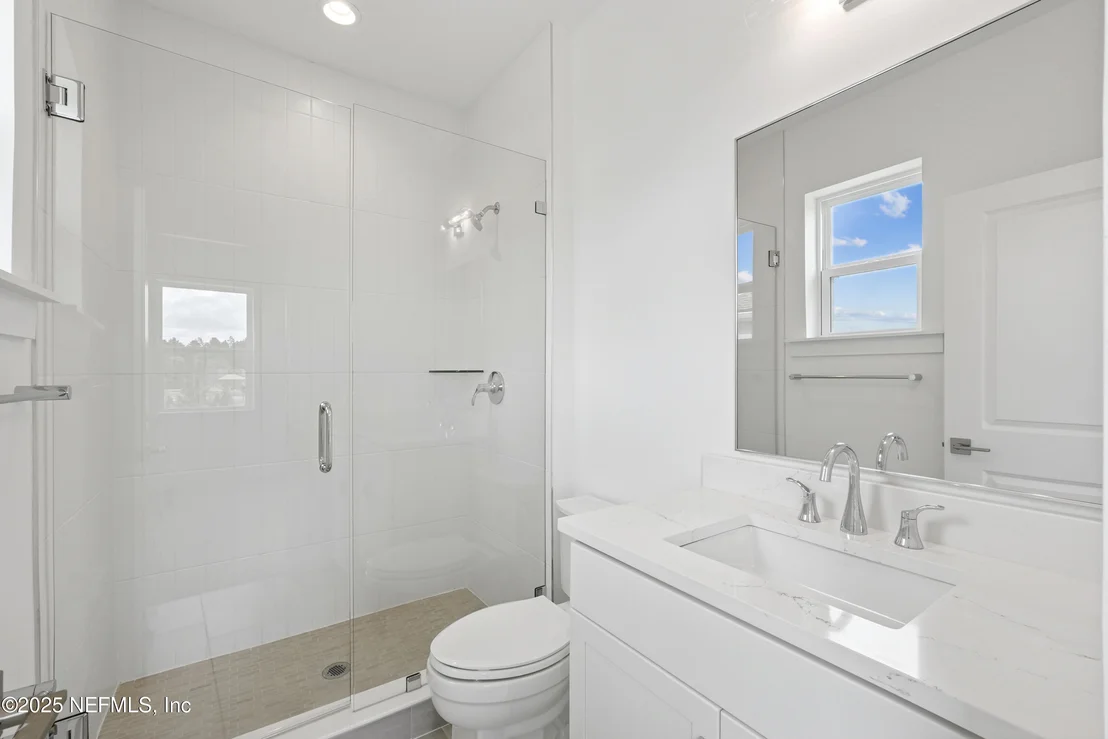 Photo of 264 HILLENDALE Circle