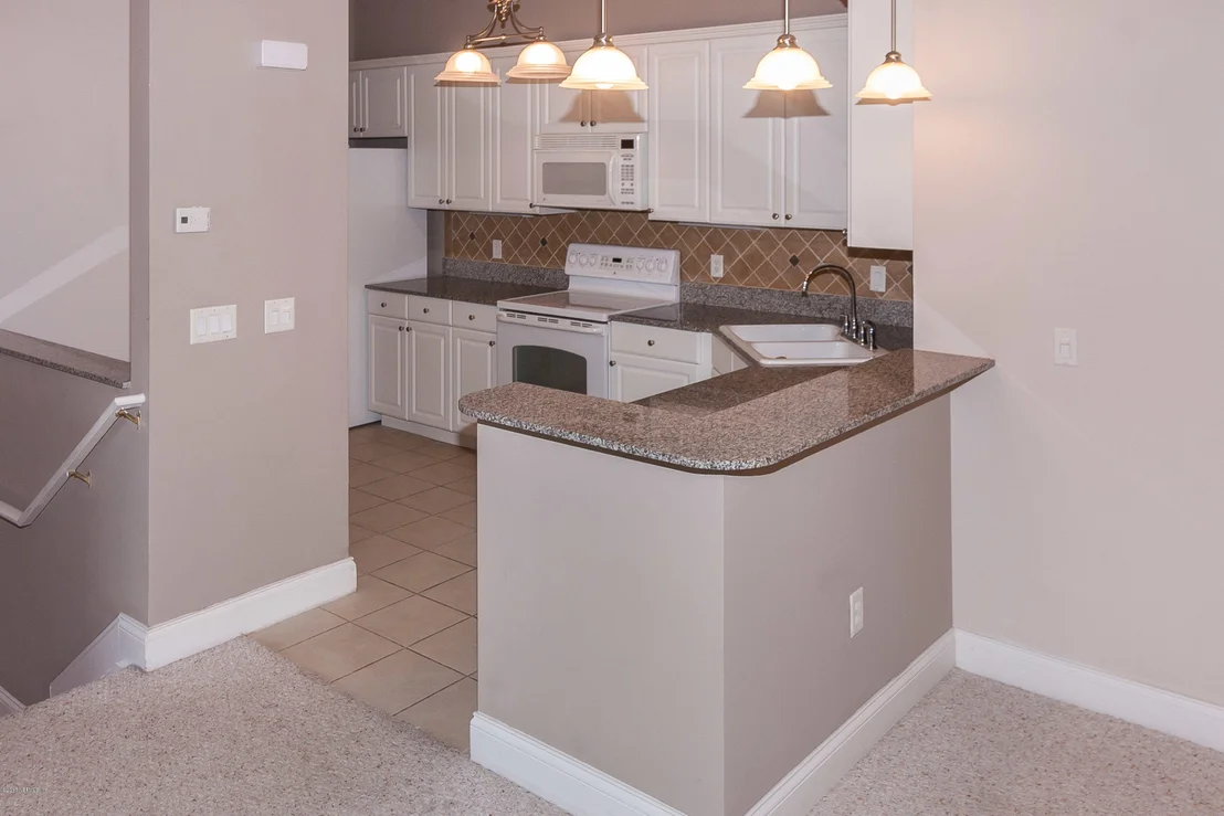 Photo of Unit 211 at 320 RYDER CUP Circle