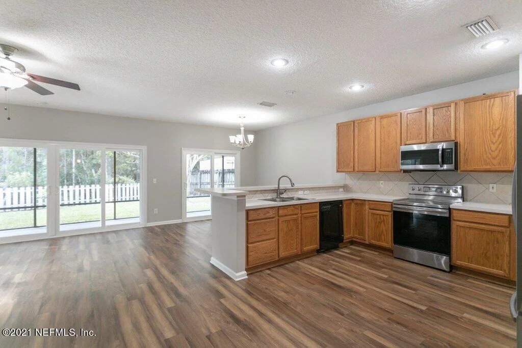 Photo of 329 STONEHURST Parkway