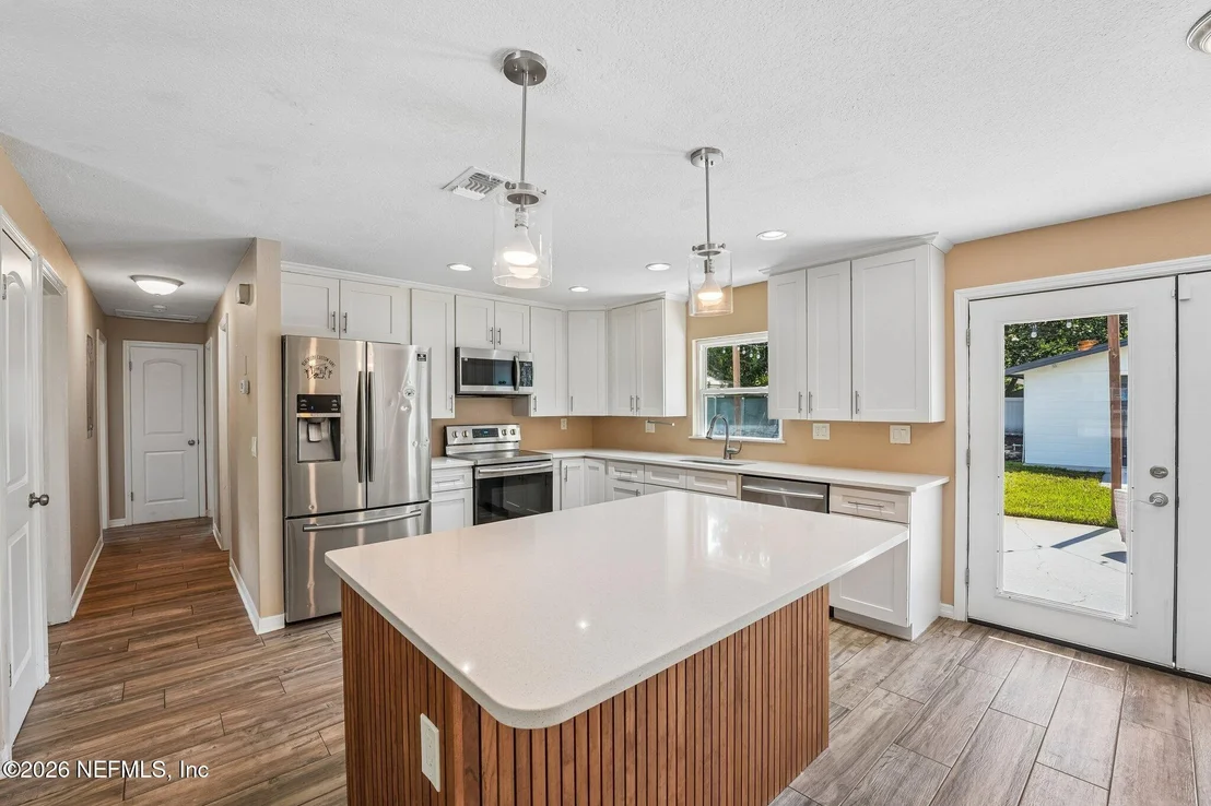 Photo of 317 PENMAN Road