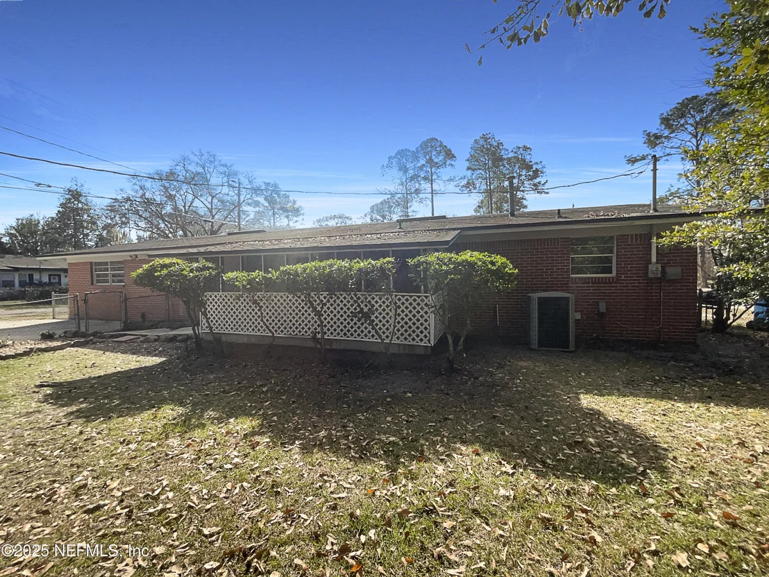 Photo of 219 IVY Street