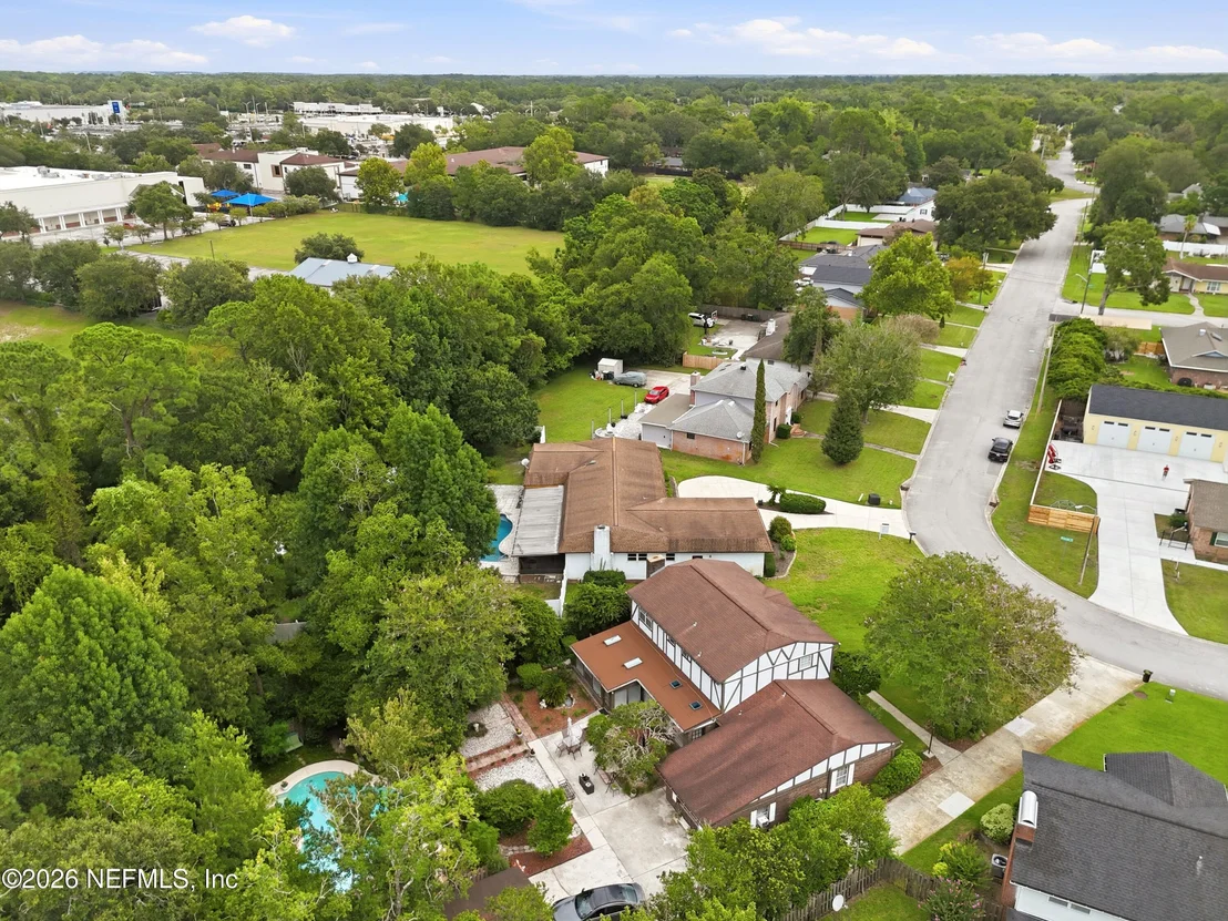 Photo of 6151 GRAYLING Drive