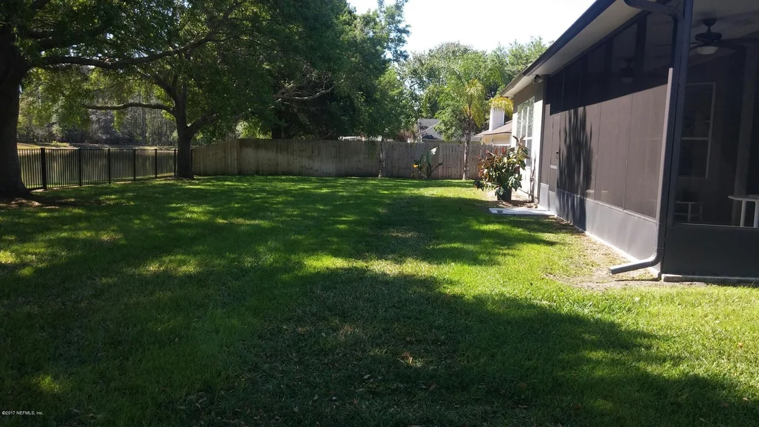 Photo of 180 IVY LAKES Drive