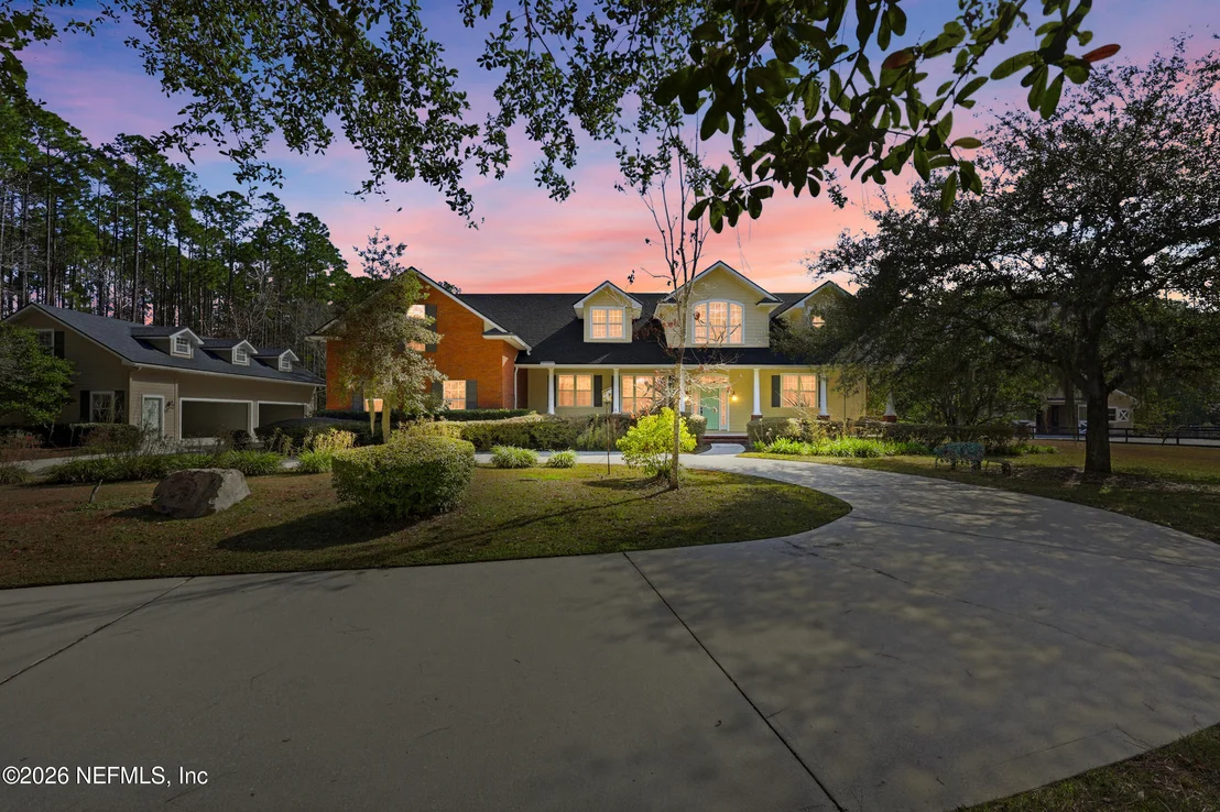 Photo of 418 TRIPLE CROWN Lane